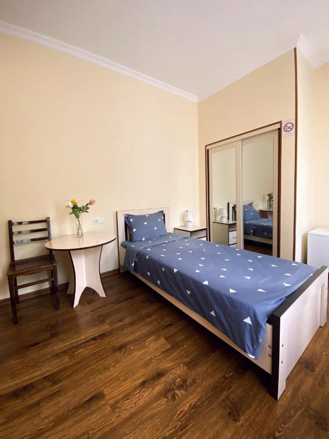 Hotel Telav Holl à Telavi Extérieur photo